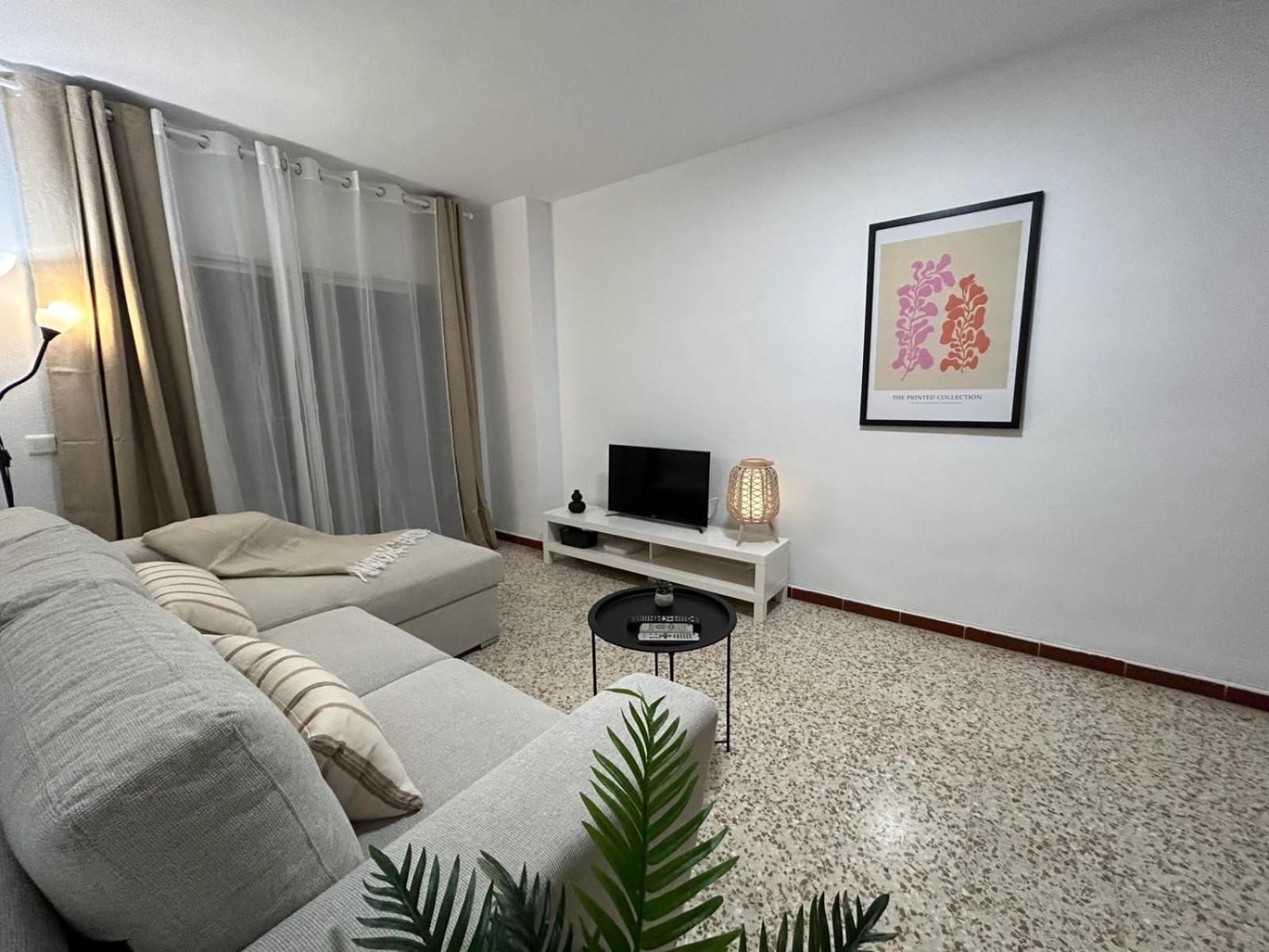 Vialia Piso Centrico Wifi Maria Zambrano Andra Apartment Malaga Exterior photo